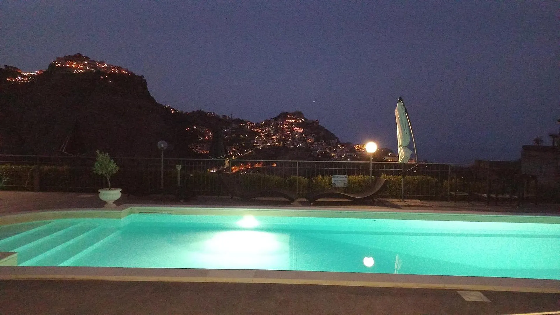 Villa Victoria, Taormina Apartment